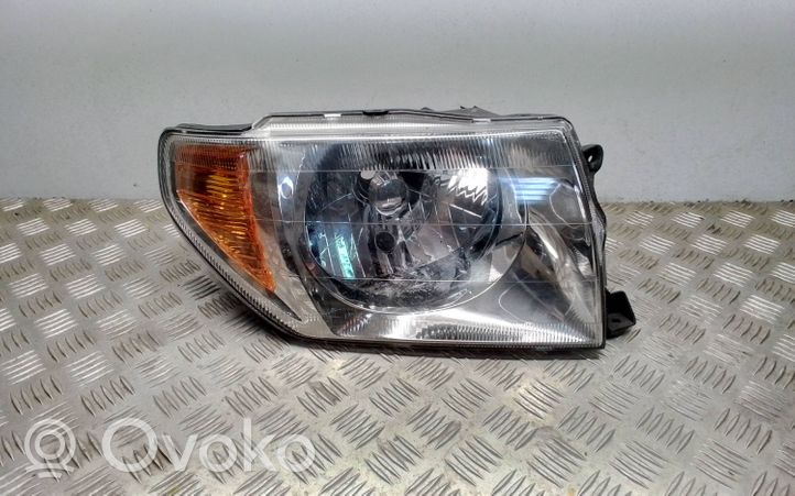 Mitsubishi Pajero Pinin Lampa przednia 