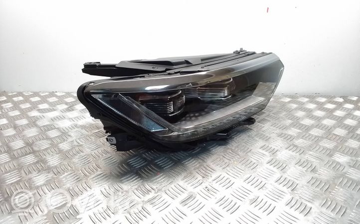 Volkswagen PASSAT B8 Lampa przednia 3G1941082C