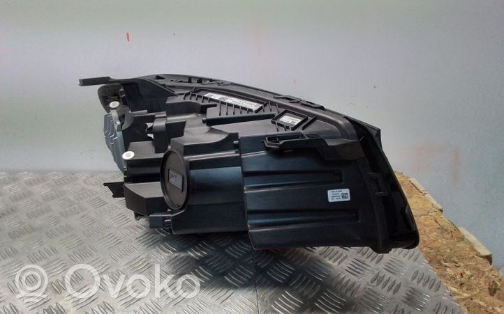 Mercedes-Benz CLA C117 X117 W117 Lampa przednia A1178206761