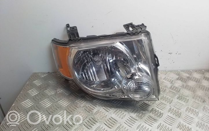 Ford Escape II Lampa przednia L8413005AF