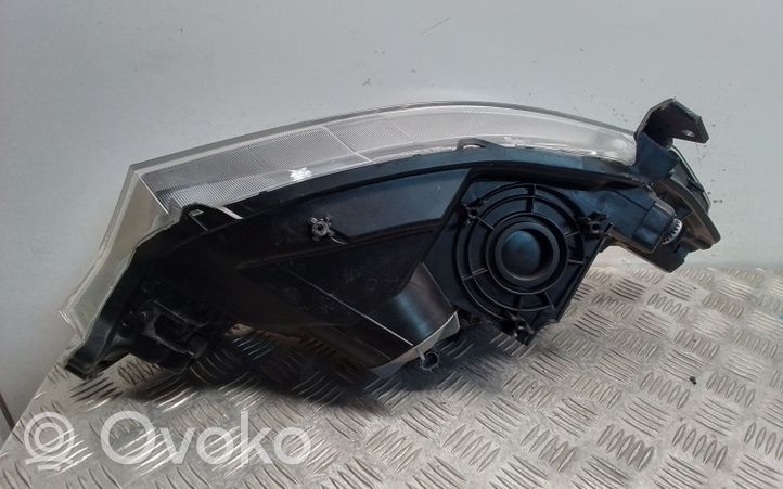 Honda Insight Lampa przednia 10022875