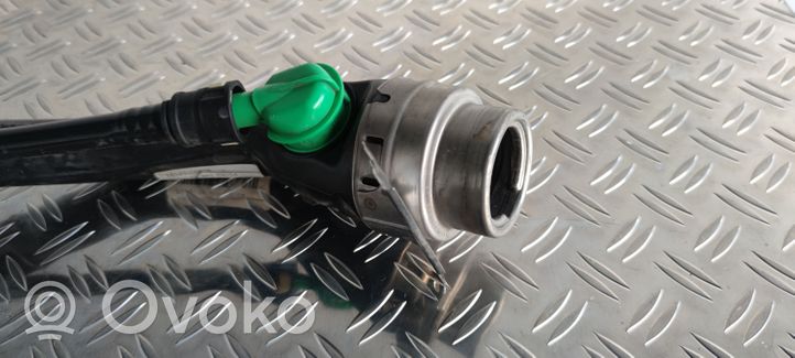 Porsche 911 991 Tubo e bocchettone per riempimento serbatoio del carburante 991201044