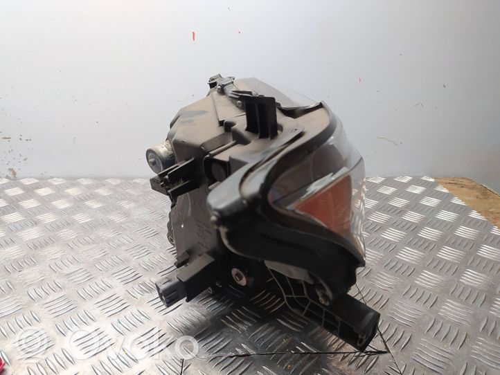 Lexus RX 330 - 350 - 400H Lampa przednia 