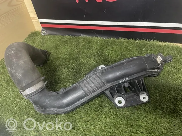 Audi A4 S4 B8 8K Rura wlewu oleju 8K0145709H