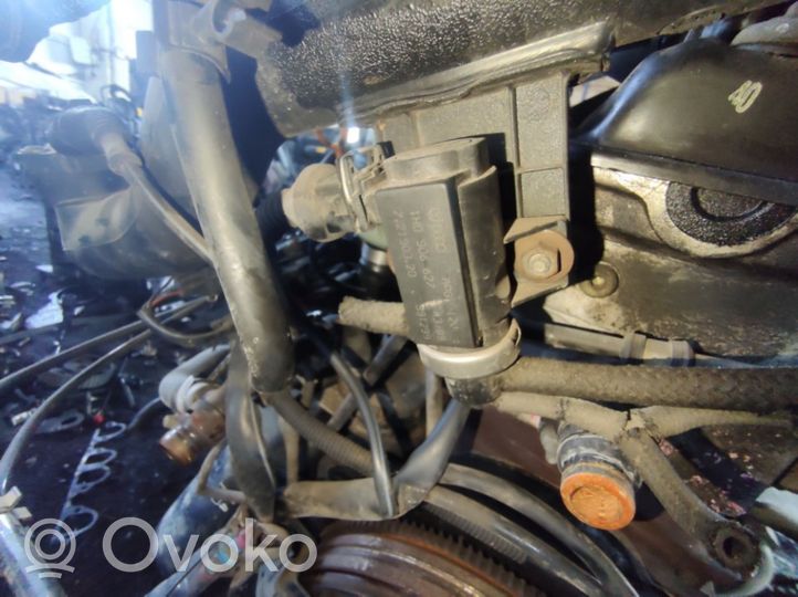 Audi A4 S4 B5 8D Solenoidinis vožtuvas 1h0906627