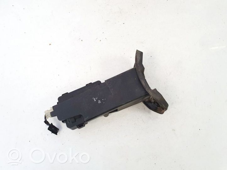 Citroen C4 I Silniczek / Siłownik zamka centralnego 24438209