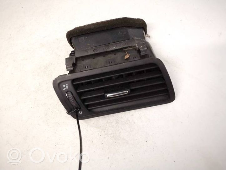 Volkswagen PASSAT B6 Griglia di ventilazione centrale cruscotto 3c1819702e