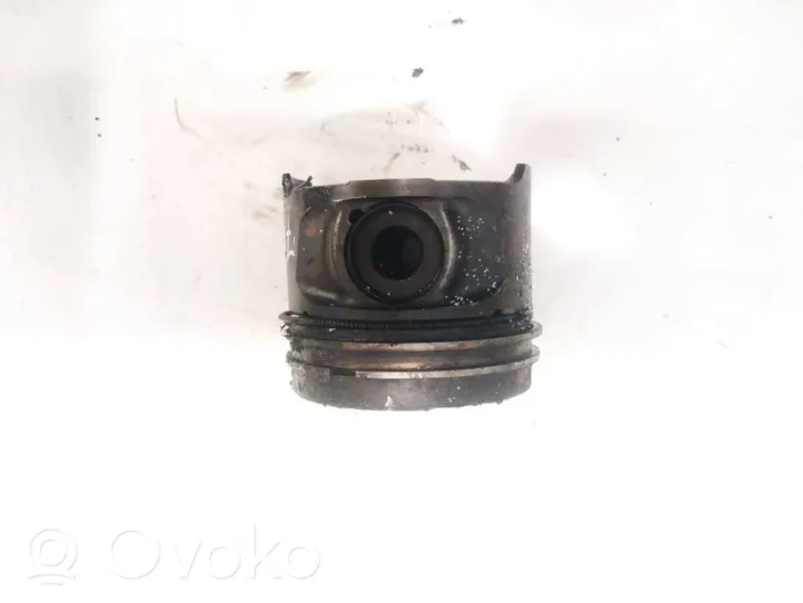 Nissan Note (E11) Piston 