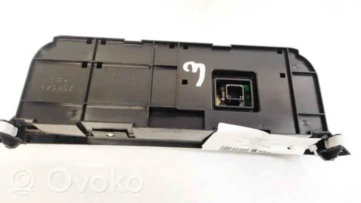 Toyota RAV 4 (XA30) Ilmastoinnin ohjainlaite 5590042400