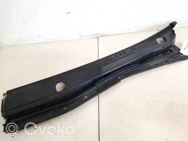 Mitsubishi L200 Wiper trim mn117709