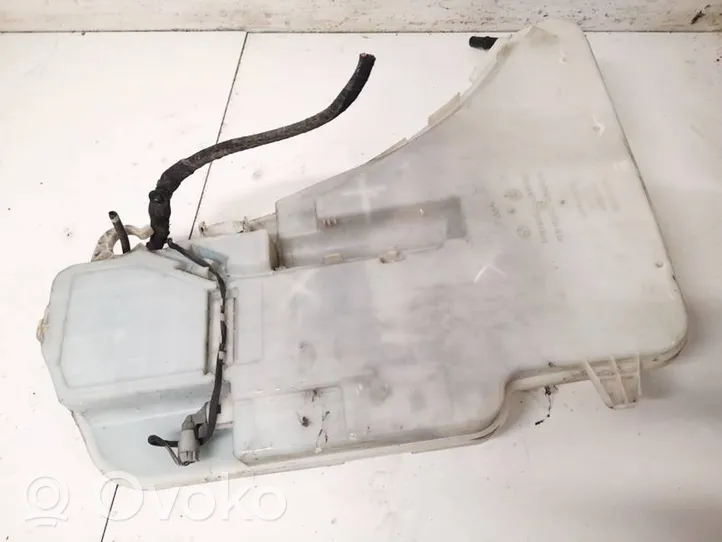 BMW 5 GT F07 Windshield washer fluid reservoir/tank 8050439