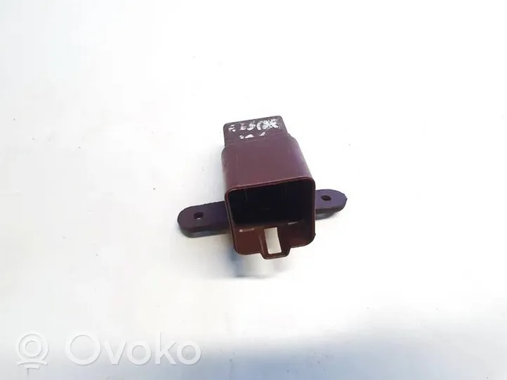 Ford Mondeo MK I Other relay 926614a267ab