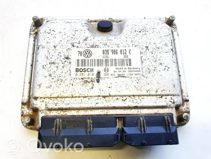 Volkswagen Bora Calculateur moteur ECU 038906012k