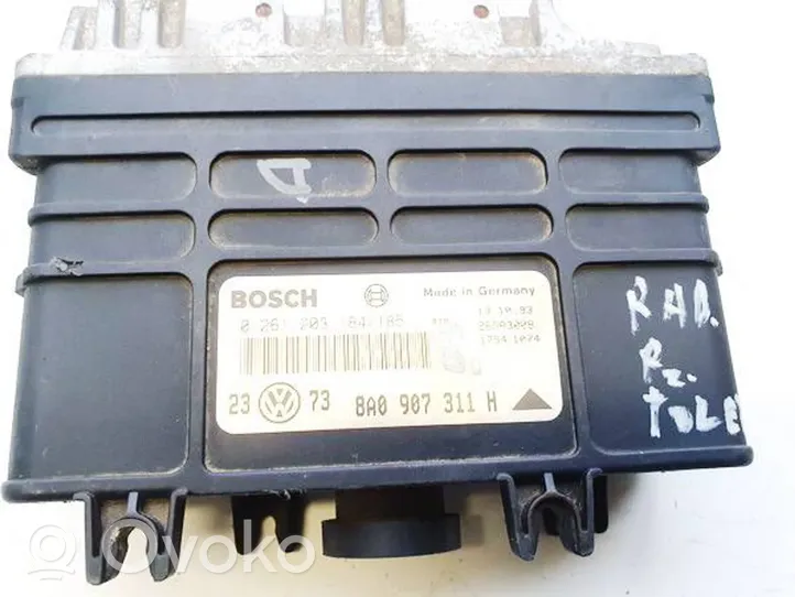 Volkswagen Golf III Calculateur moteur ECU 0261203184