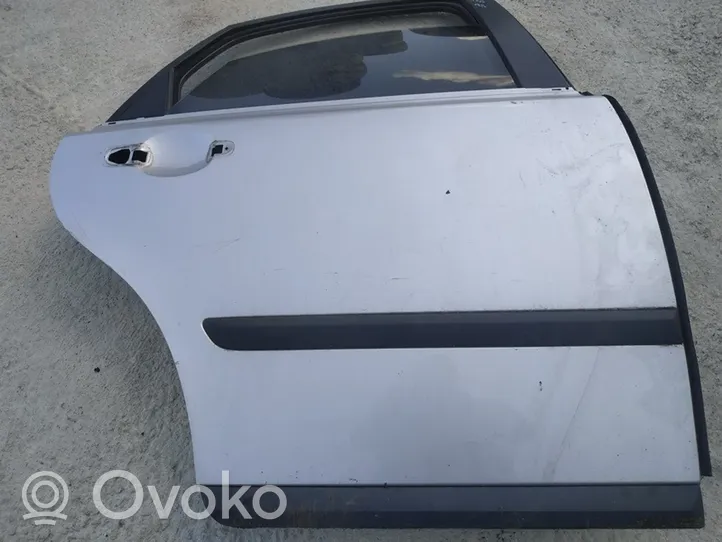 Volvo S40 Galinės durys pilkos