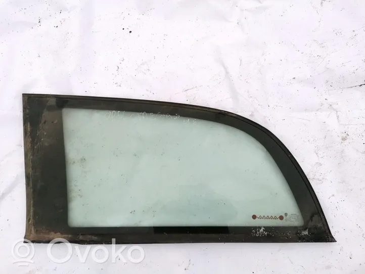 Opel Omega B1 Rear side window/glass 