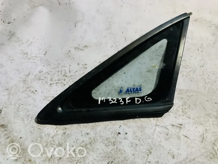 Mazda 323 F Aizmugurējais virsbūves sānu stikls 