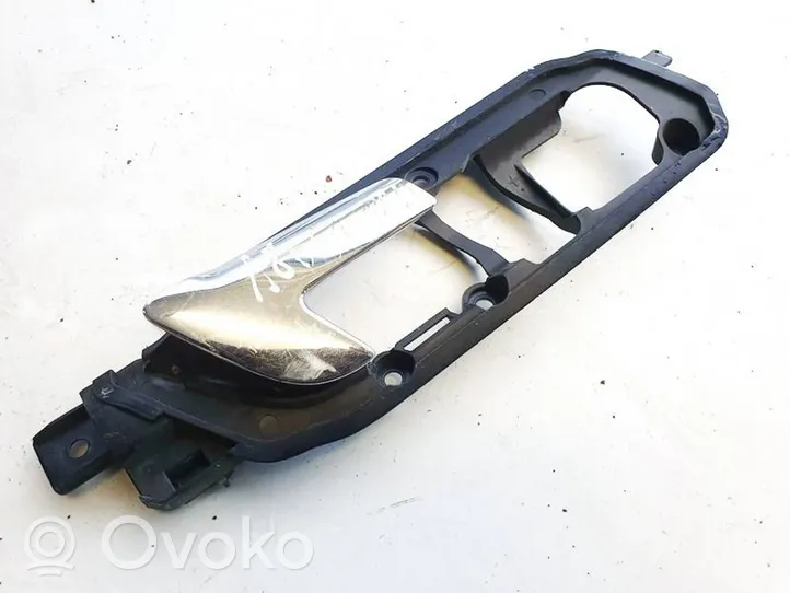 Volkswagen Polo Iekšējais atvēršanas rokturītis 6q0837174d