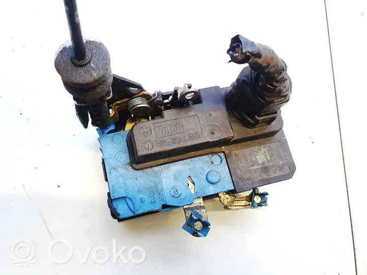 Volvo S60 Front door lock 