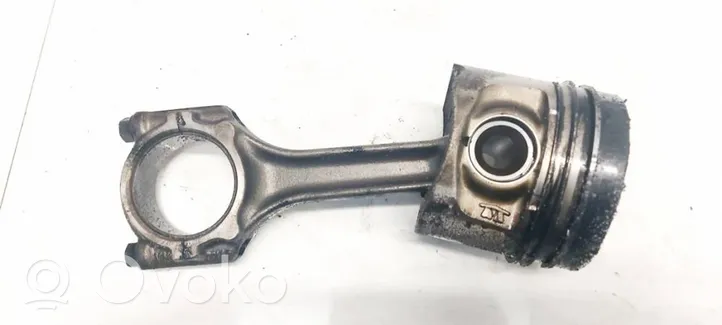 Chrysler Voyager Piston with connecting rod 2011F