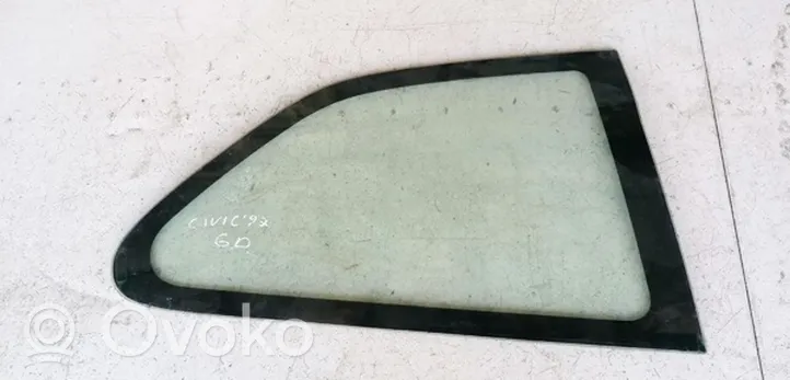 Honda Civic Rear side window/glass 