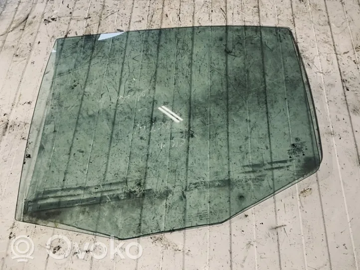 Skoda Octavia Mk1 (1U) Vetro del finestrino della portiera posteriore 