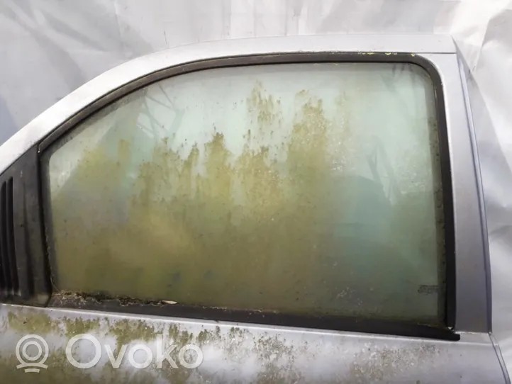 Ford Mondeo MK I Vetro del finestrino della portiera posteriore 