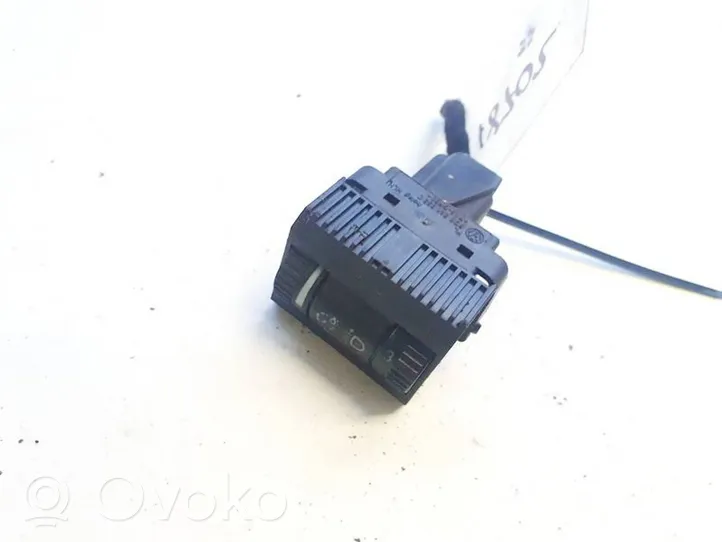 Volkswagen Polo IV 9N3 Headlight level height control switch 6x0972926