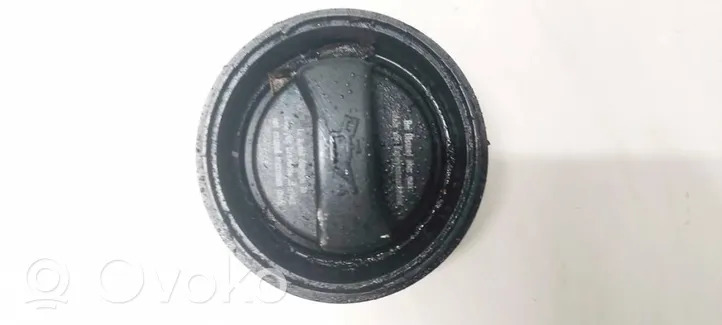 Volkswagen Bora Oil filler cap 038133287c