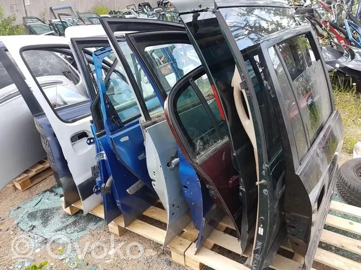 Renault Kangoo I Portiera anteriore baltos