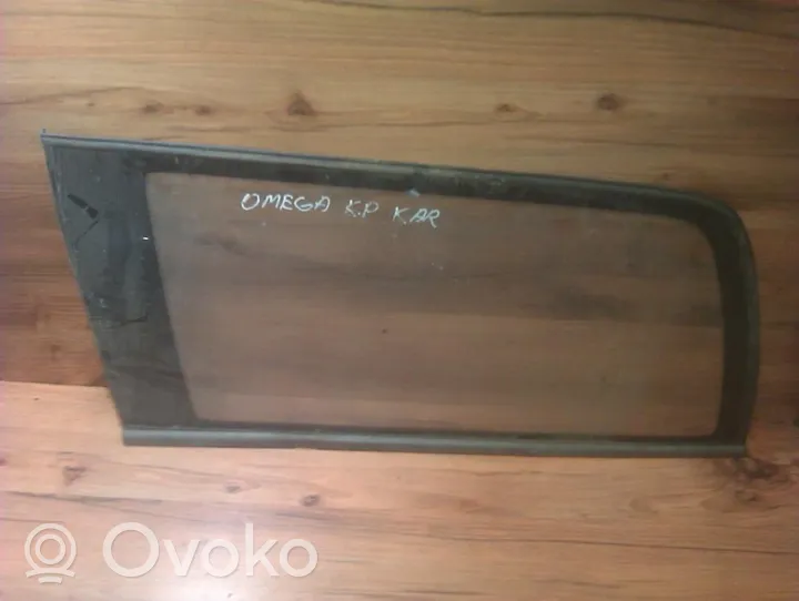 Opel Omega B1 Rear side window/glass 