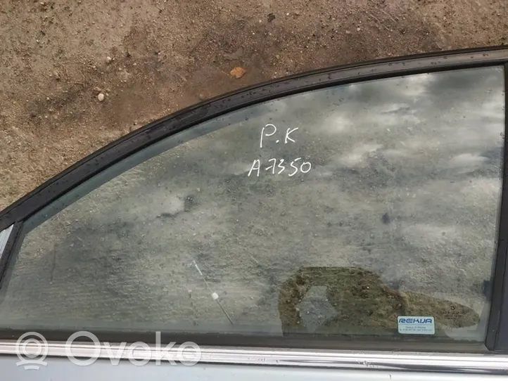 Chrysler Pacifica Front door window glass four-door 