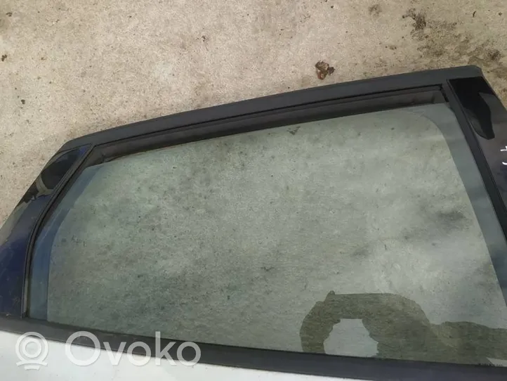 Volvo V40 Vetro del finestrino della portiera posteriore 
