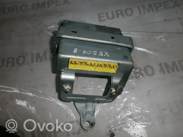 Mazda 626 Sterownik / Moduł ECU fp0118881e