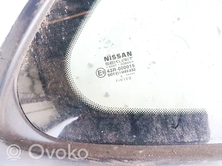 Nissan Almera Tino Szyba karoseryjna tylna 