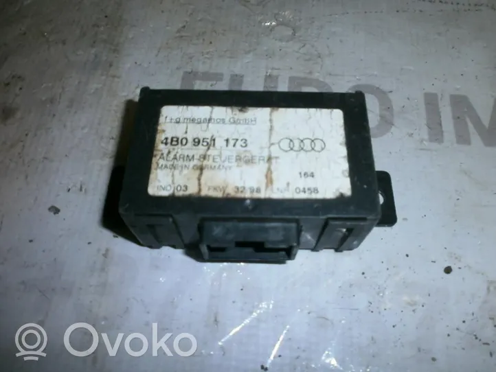 Audi A6 S6 C5 4B Muut ohjainlaitteet/moduulit 4B0951173