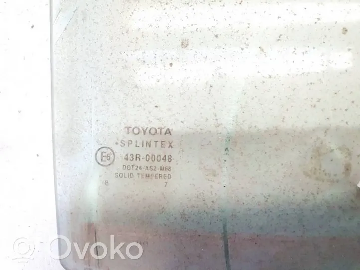 Toyota Yaris Luna de la puerta trasera 