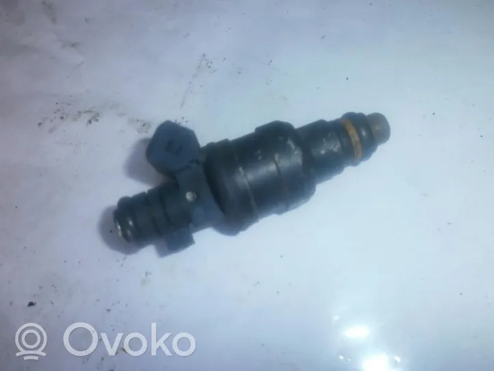 Peugeot 406 Injecteur de carburant 0280150446