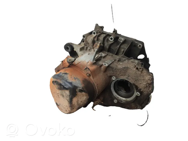 Renault 19 Manual 5 speed gearbox 7700598840