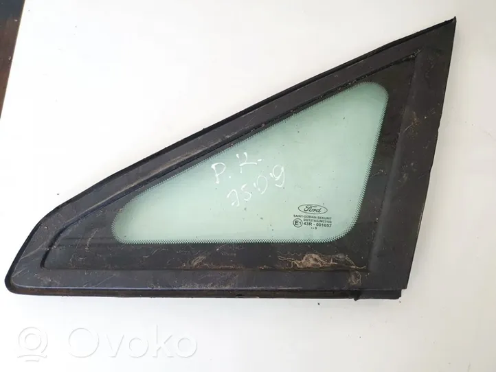 Ford Focus C-MAX Front triangle window/glass 