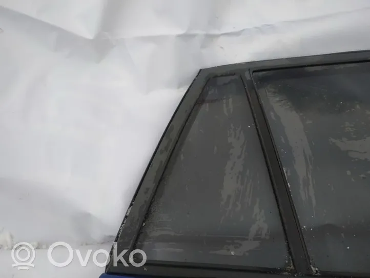 Toyota RAV 4 (XA20) Mazais stikls "A" aizmugurējās durvīs 