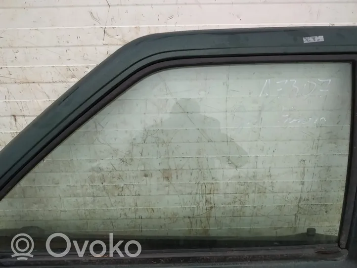 Opel Frontera A Front door window glass four-door 