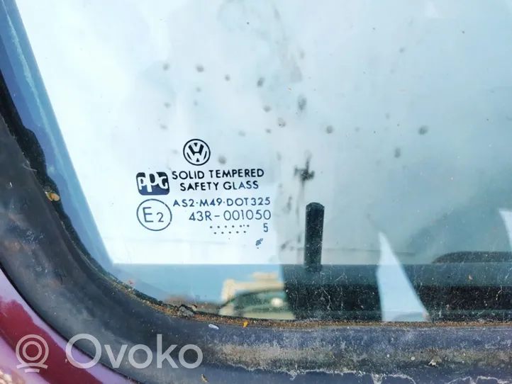 Volkswagen Vento Etuoven ikkunalasi, neliovinen malli 
