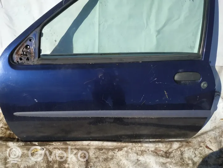 Ford Fiesta Priekinės durys melynos
