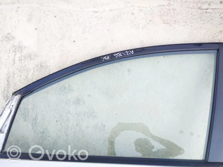 Toyota Avensis Verso Szyba drzwi przednich 