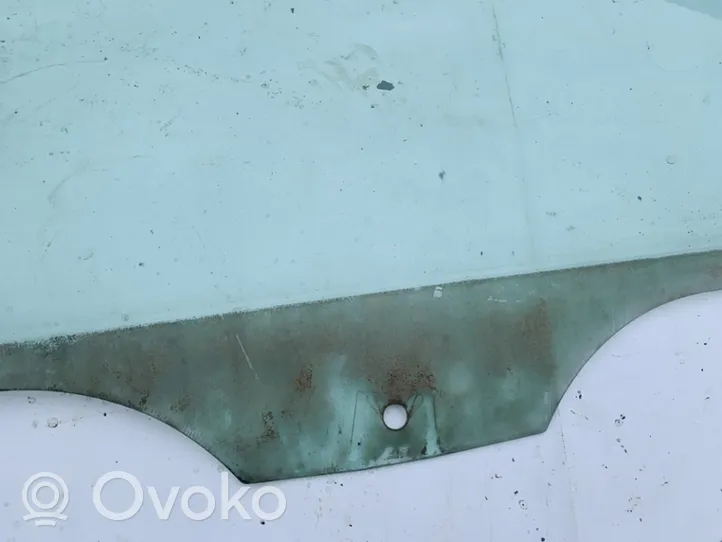 Skoda Octavia Mk2 (1Z) Vetro del finestrino della portiera posteriore 