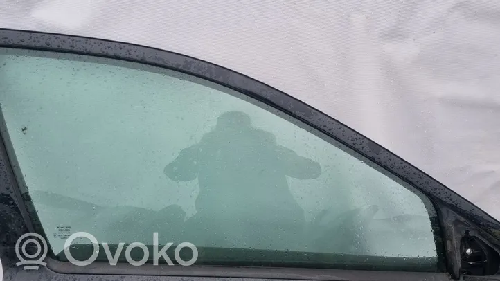 Volvo S60 Front door window glass four-door 