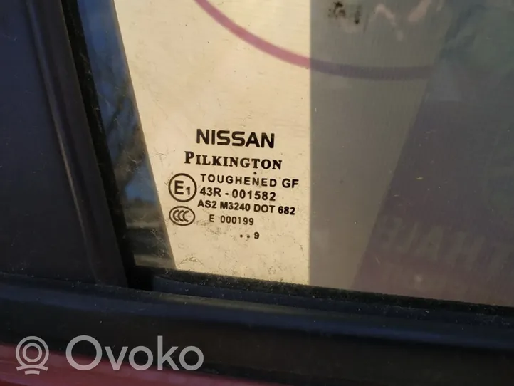 Nissan Qashqai Etuoven ikkunalasi, neliovinen malli 