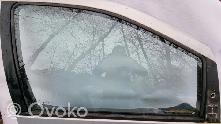 Ford Galaxy Etuoven ikkunalasi, neliovinen malli 