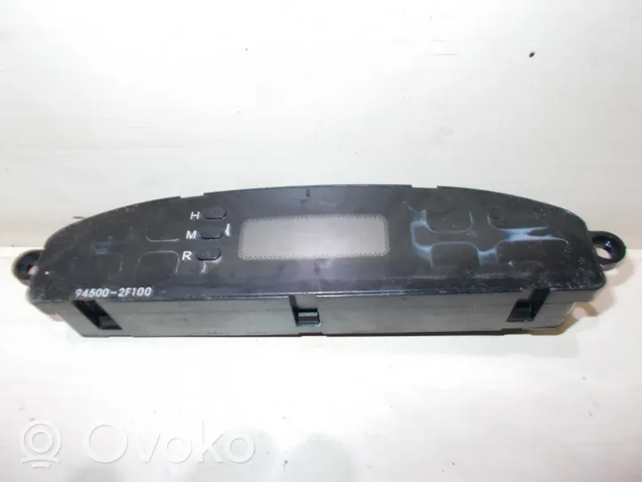 KIA Cerato Monitori/näyttö/pieni näyttö 945002F100